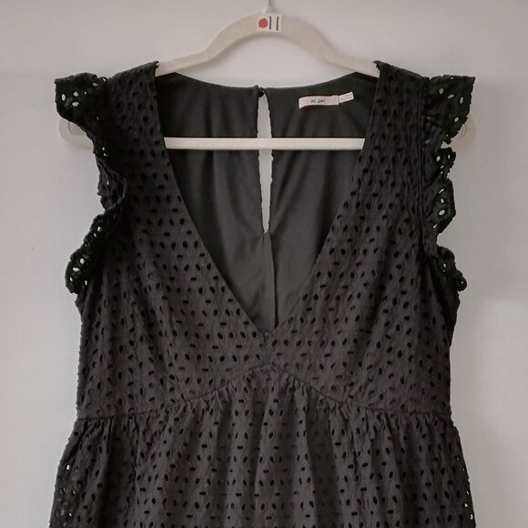 Mi Ami Women's Black V-Neck Flutter Sleeve Eyelet A Line Dress Size Large - Picture 2 of 7